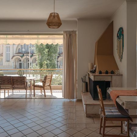Lazarus 2Bd Apartment In The Center Патра Екстериор снимка