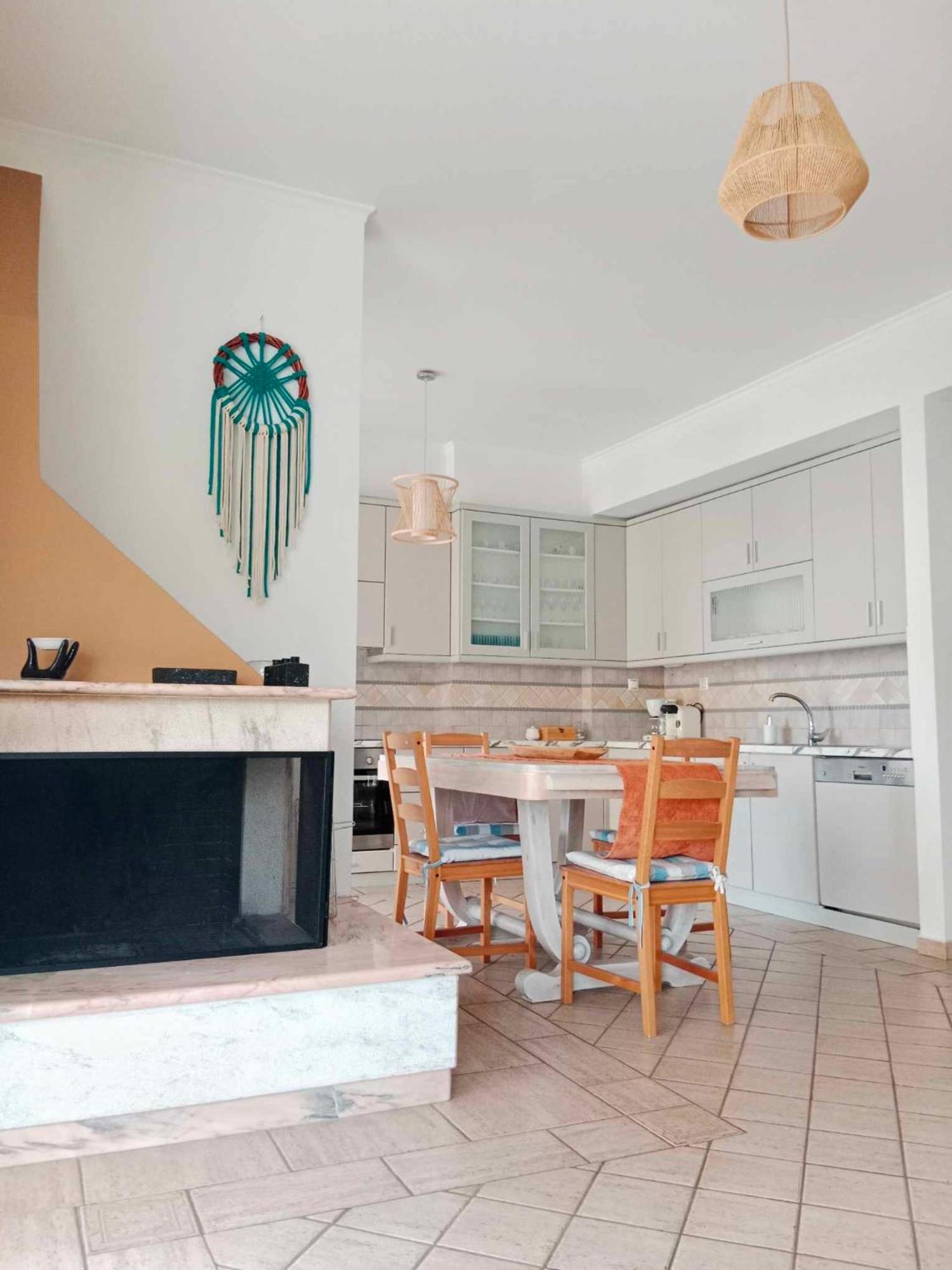 Lazarus 2Bd Apartment In The Center Патра Екстериор снимка