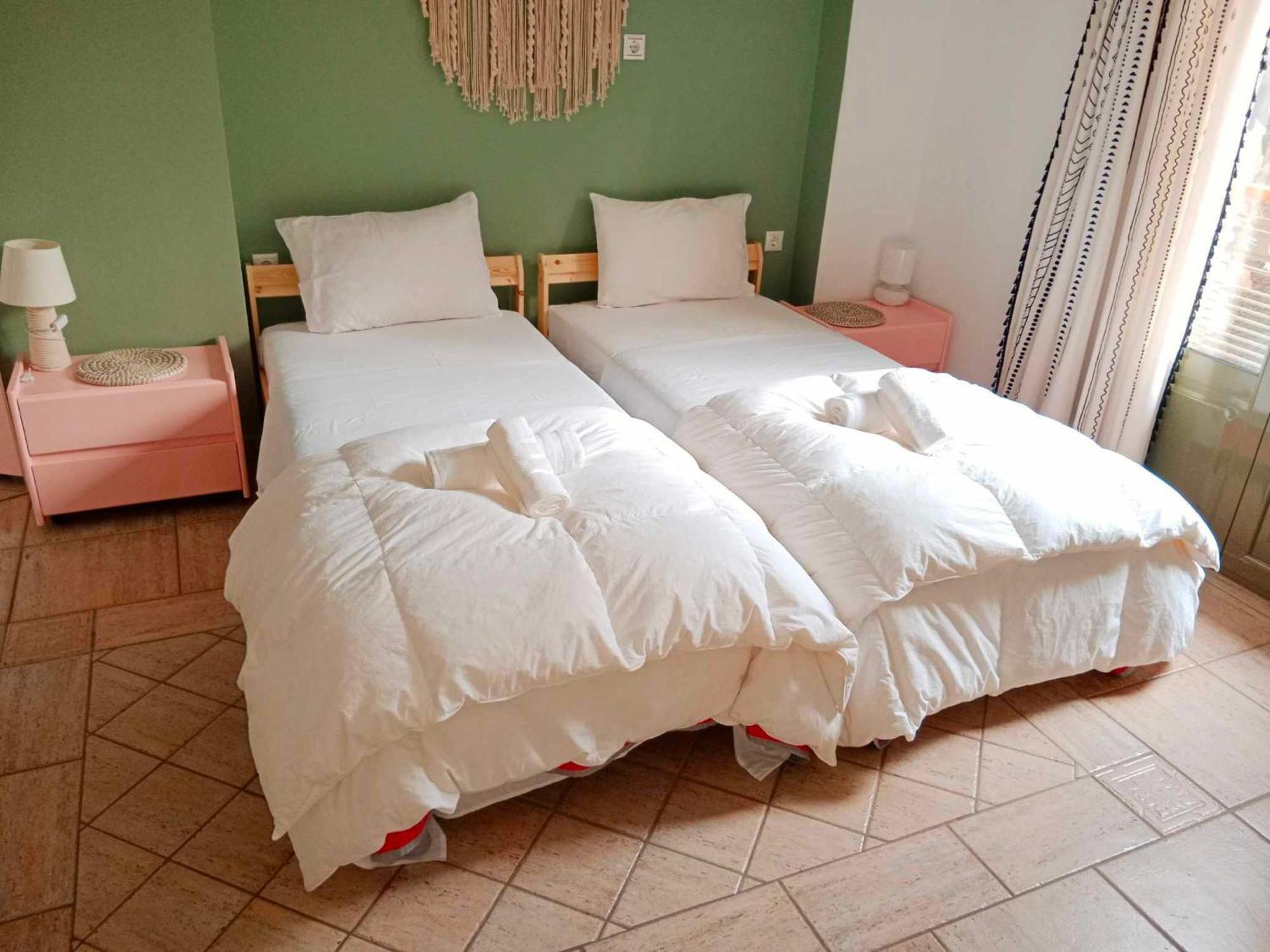 Lazarus 2Bd Apartment In The Center Патра Екстериор снимка