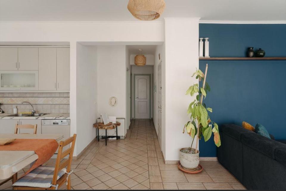 Lazarus 2Bd Apartment In The Center Патра Екстериор снимка